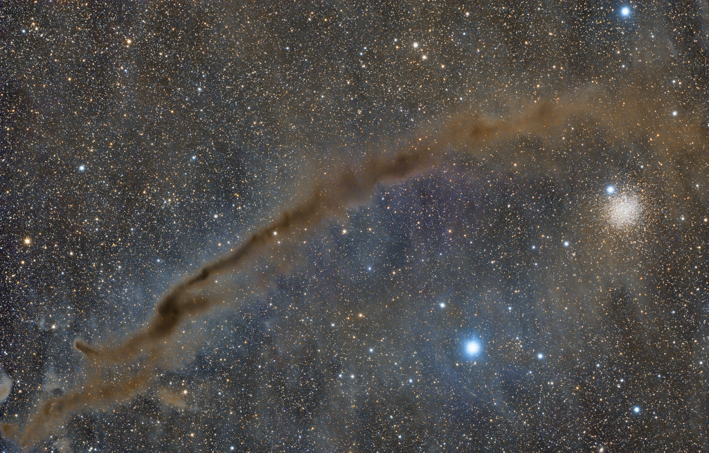 NGC 4372 and the Dark Doodad