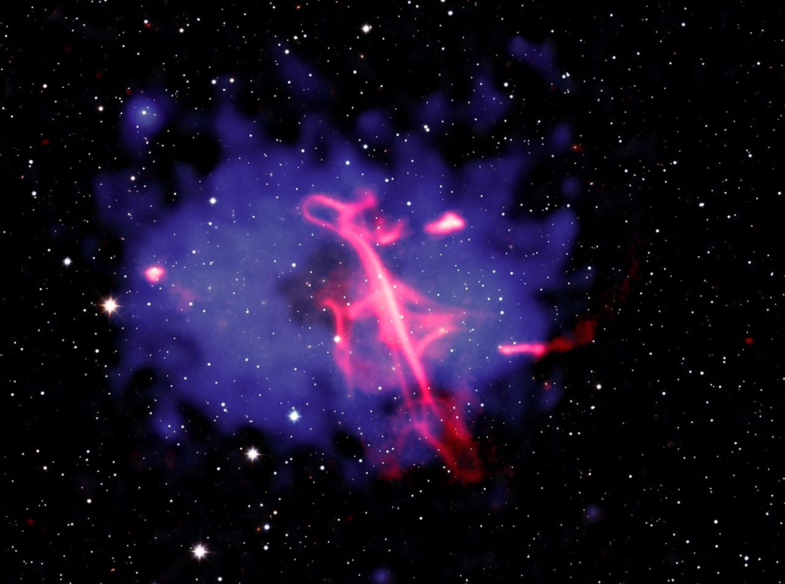 Clef de sol : une source radio inhabituelle, chaude en rayons X