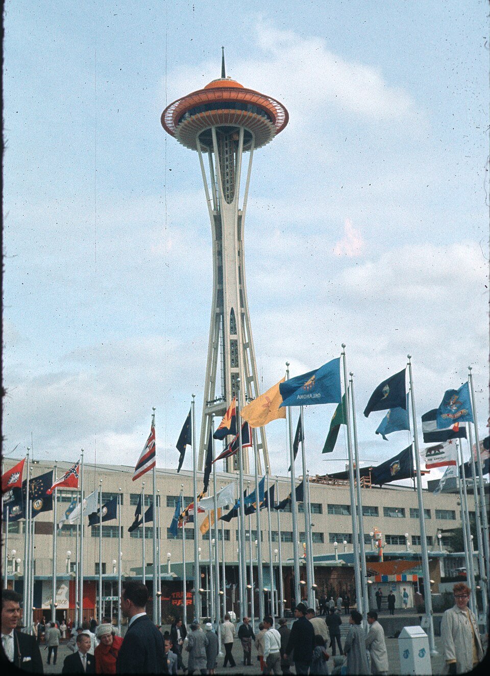 La Space Needle, John Graham Jr.