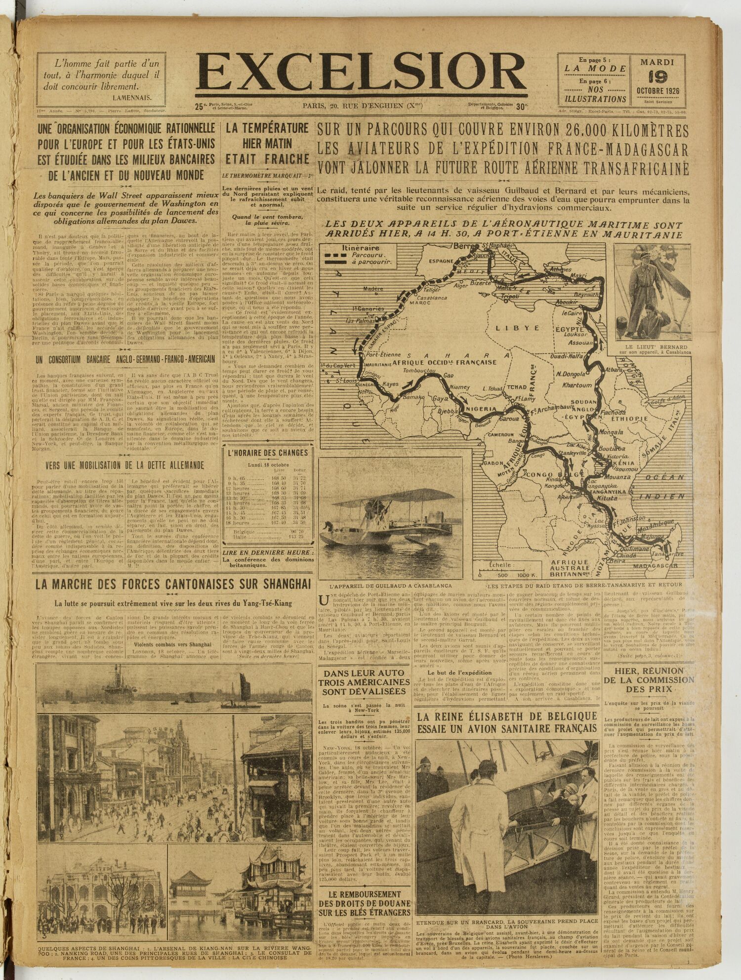 Une du journal Excelsior du 19 octobre 1926 : Sur un parcours qui couvre environ 26.000 kilometres les aviateurs de l'expédition france-madagascar vont jalonner la future route aérienne transafricaine